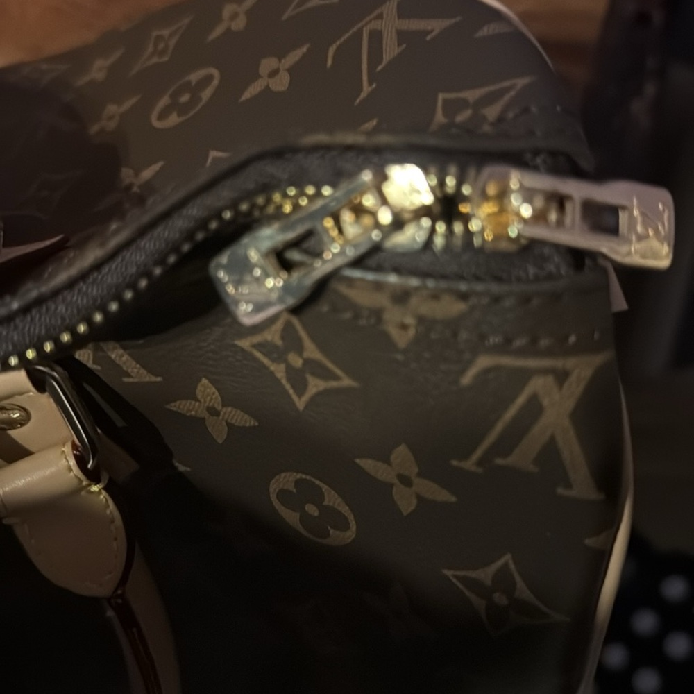Purse - Picture 5 of 8
